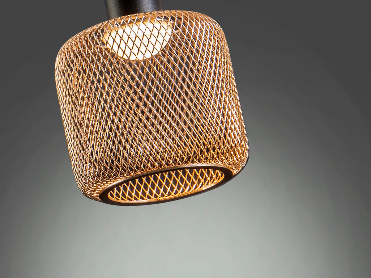 Висяща LED лампа Sincro 1L с абажур от златна мрежа – изглед 5