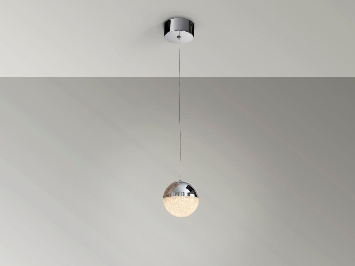 Висяща LED лампа Sphere със сфера Ø12 см в хром – изглед 3